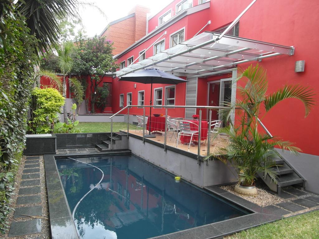 Red Square Home Pretoria-Noord Buitenkant foto