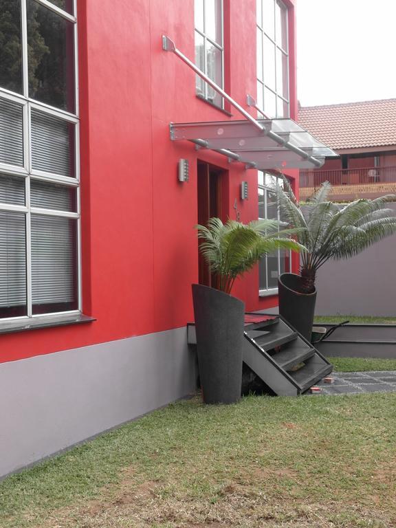 Red Square Home Pretoria-Noord Buitenkant foto