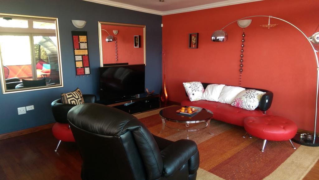 Red Square Home Pretoria-Noord Buitenkant foto