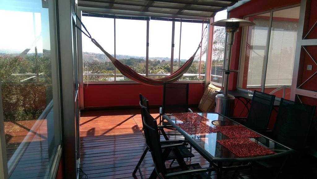Red Square Home Pretoria-Noord Buitenkant foto