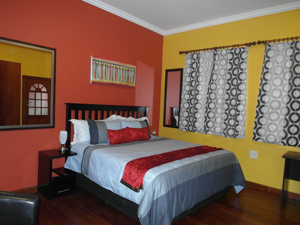 Red Square Home Pretoria-Noord Buitenkant foto